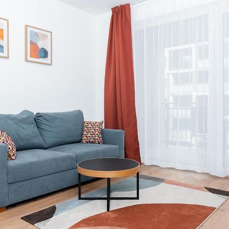 Westside Apartments By Urbanrent Budapest Bagian luar foto