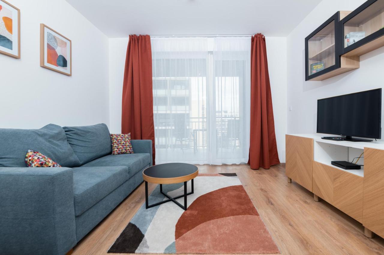 Westside Apartments By Urbanrent Budapest Bagian luar foto